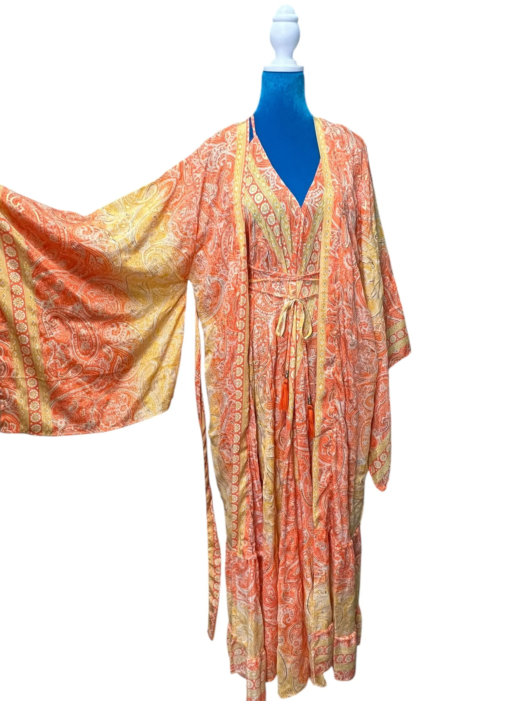 The Sunset Spice Silk Kimono Set