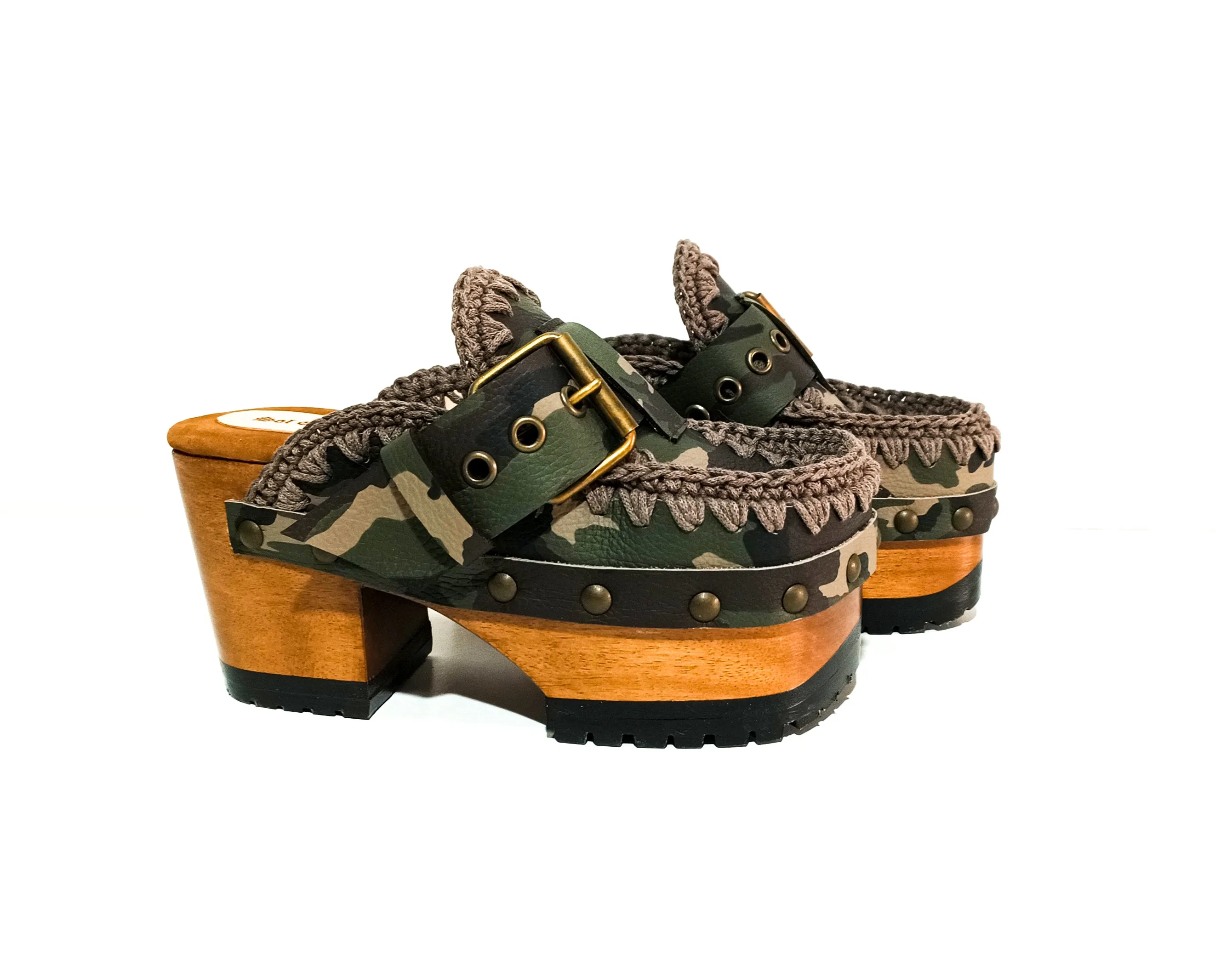 Warrior Oxford Clogs