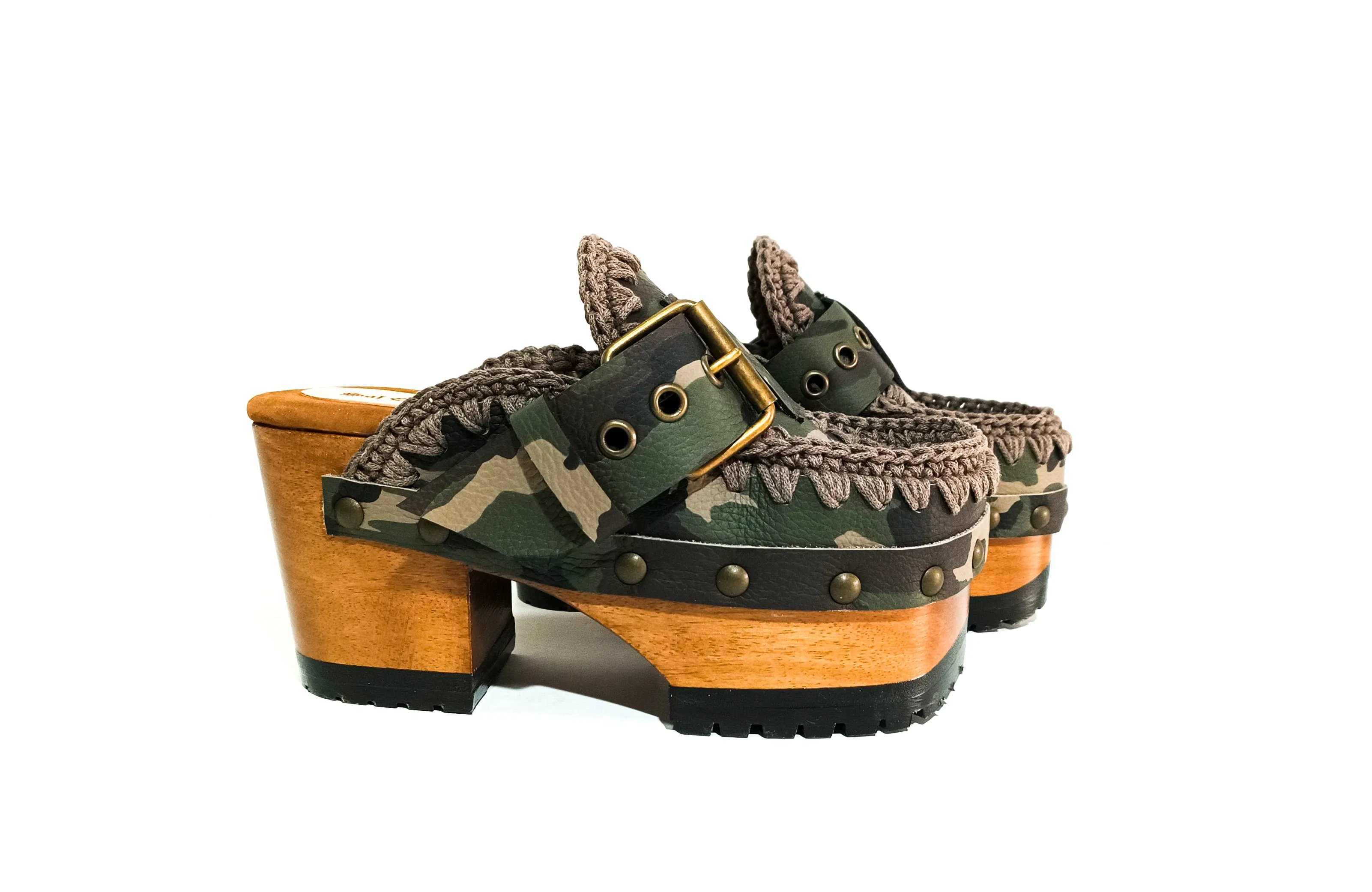 Warrior Oxford Clogs