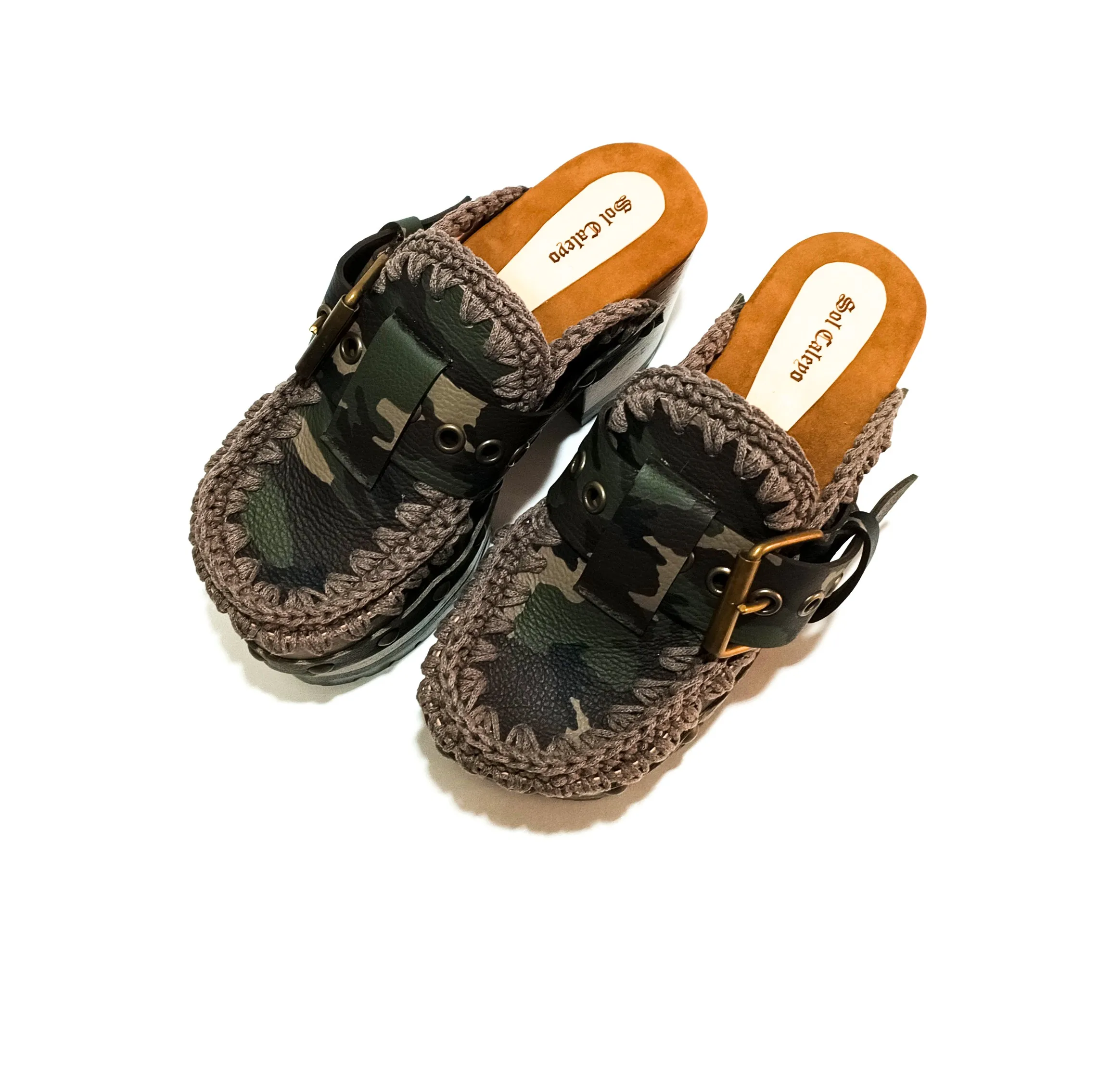 Warrior Oxford Clogs