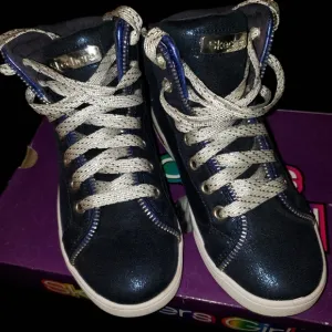 🆕️w/box!!BLUE METALLIC 💙Fashion Hightop Sneakers