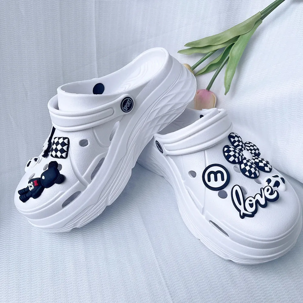 Women Clogs 2025 New Arrival Soft EVA Thick Platform Slippers Comfortable Garden Shoes Fashion Beach Sandals