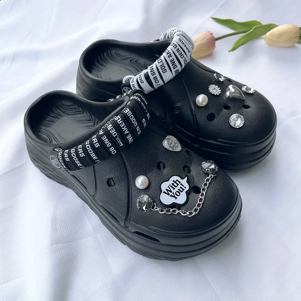 Women Clogs 2025 New Arrival Soft EVA Thick Platform Slippers Comfortable Garden Shoes Fashion Beach Sandals