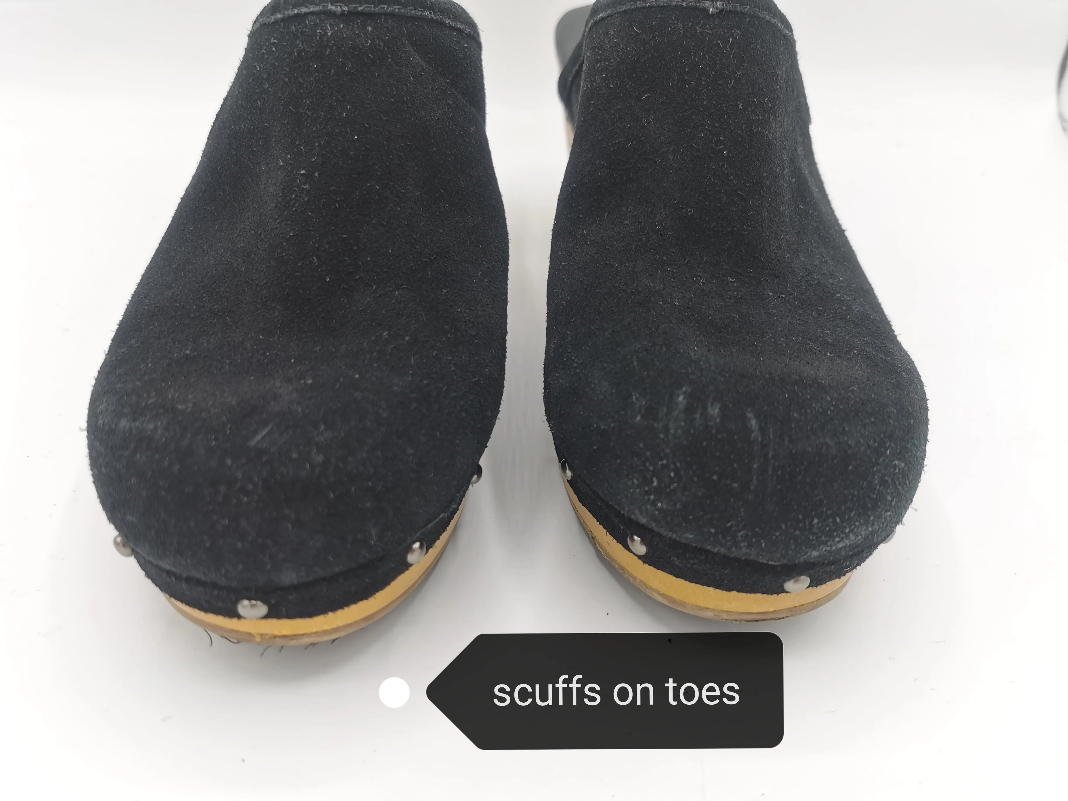 WOMENS SIZE 7 - AMERICAN EAGLE, Suede Clogs VGUC B60
