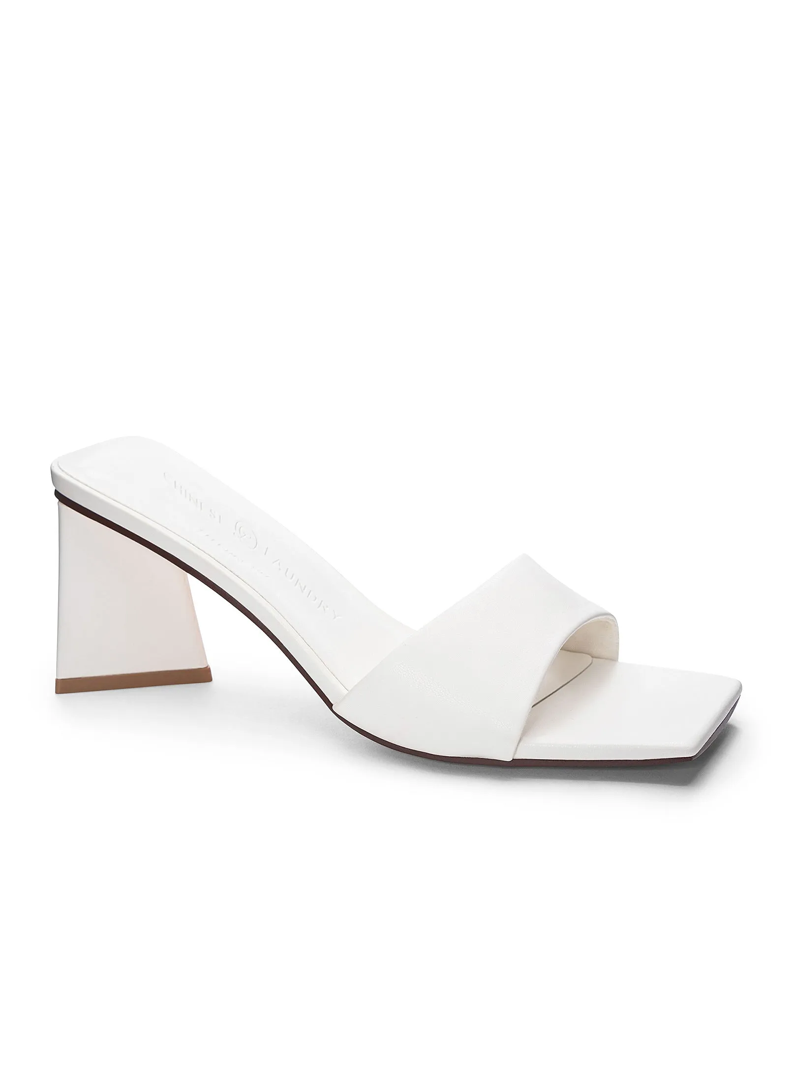 Yanda Angular Heeled Mule in White
